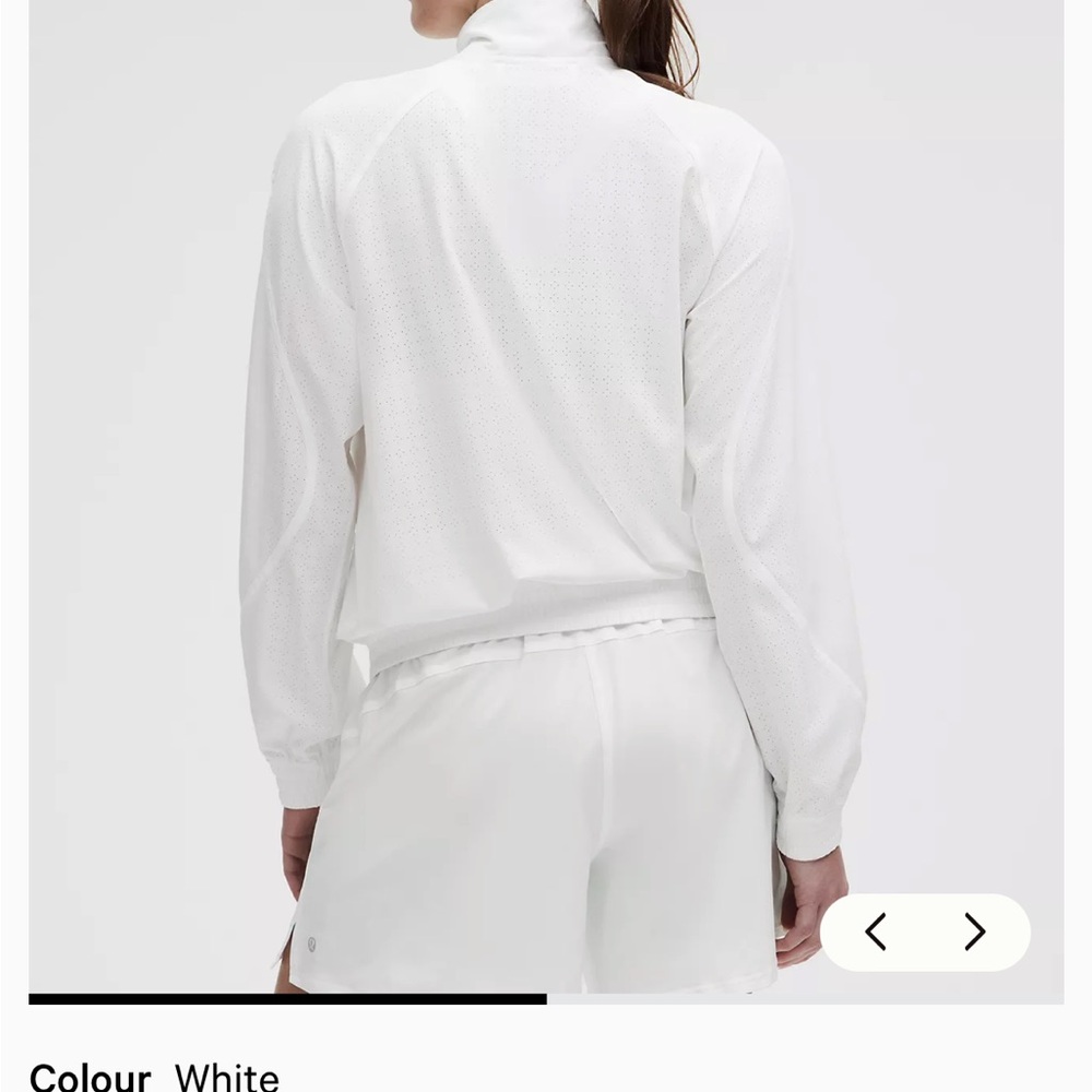 Lululemon: Women's Reversible Insulated
Windbreaker Jacket - Picture 3 of 16
